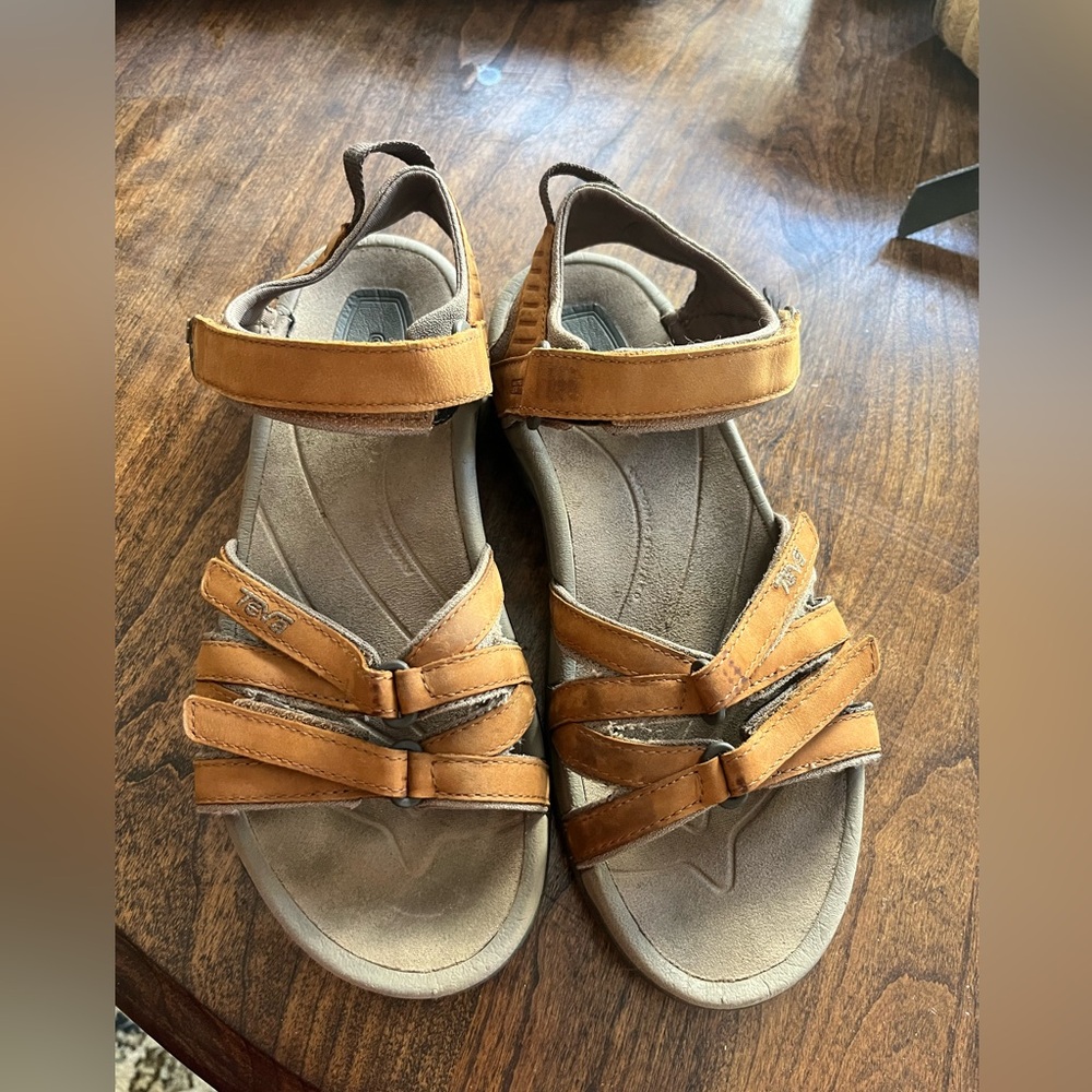 Women’s tan Tevas